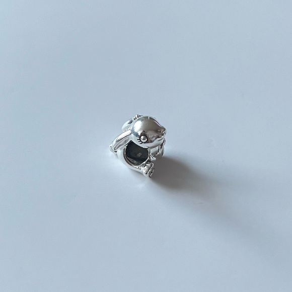 🐰 Pandora Nini the Rabbit Charm - Picture 2 of 6